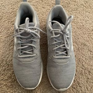 Adidas tennis shoes / sneakers